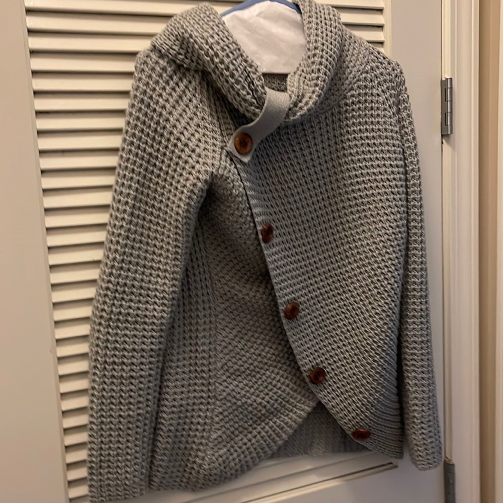 Super soft and warm for those cold nights!  Scooped neckline.  Hand wash only.